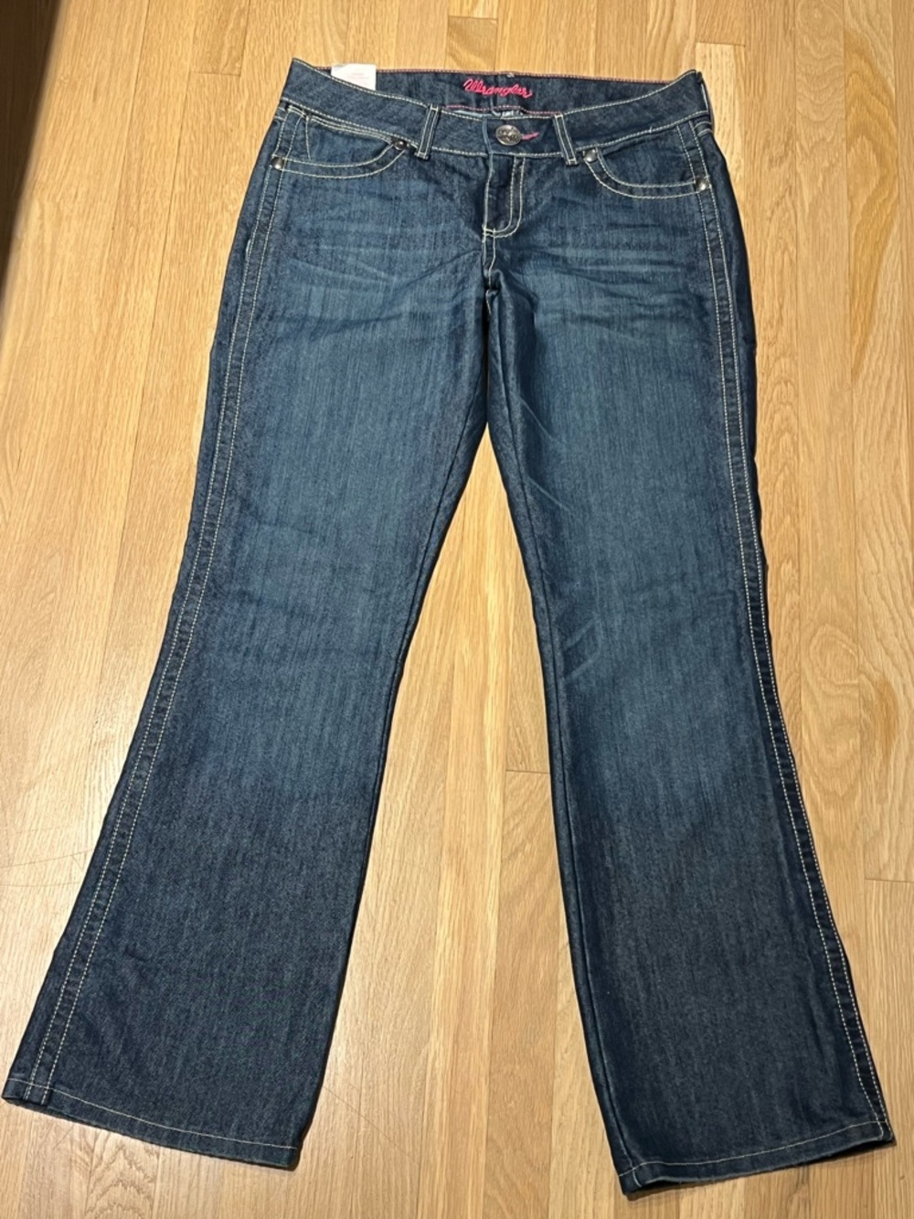 Wrangler Mae Premium Patch NWT Boot Cut Jeans 7/8 x 32 Dark Wash New Old Stock